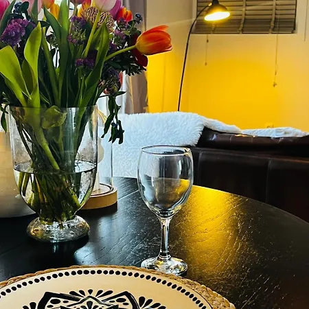 Uilehoeve Aan De Waal