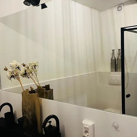 Uilehoeve Aan De Waal * Zennewijnen